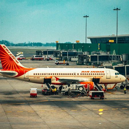 Bed and Breakfast Plazzo Prime Plaza At Delhi Airport Neu-Delhi Exterior foto