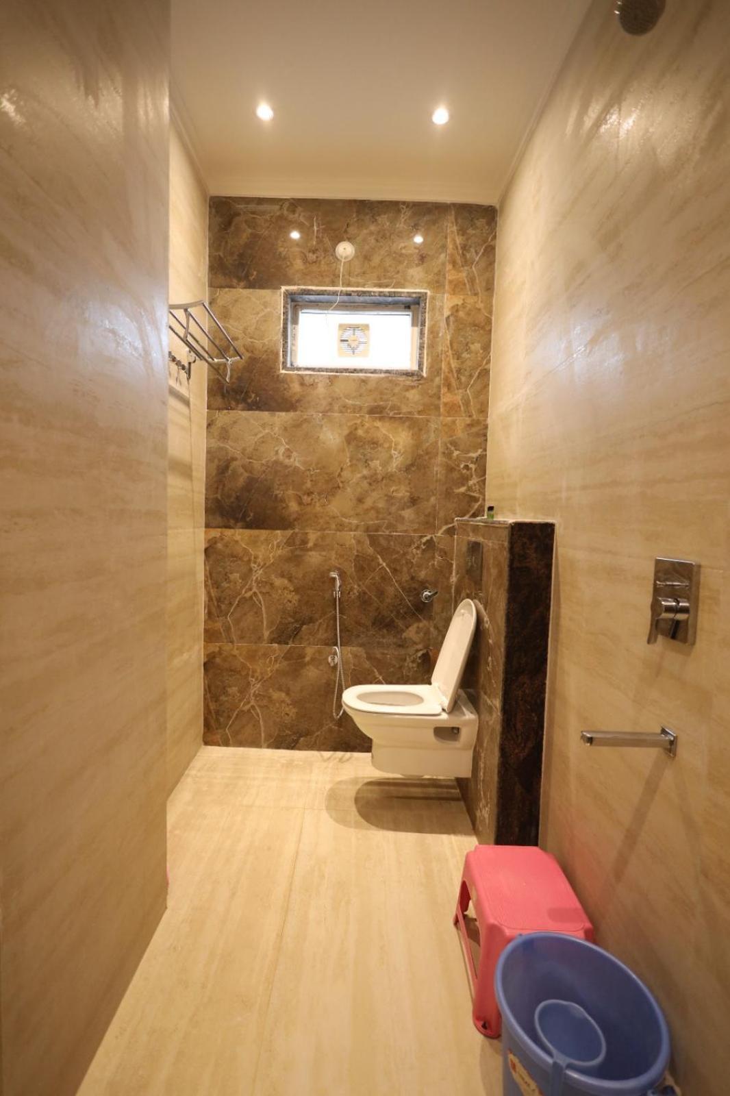 Bed and Breakfast Plazzo Prime Plaza At Delhi Airport Neu-Delhi Exterior foto